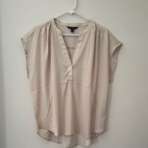 NWOT-Banana Republic Light Beige Women's Blouse